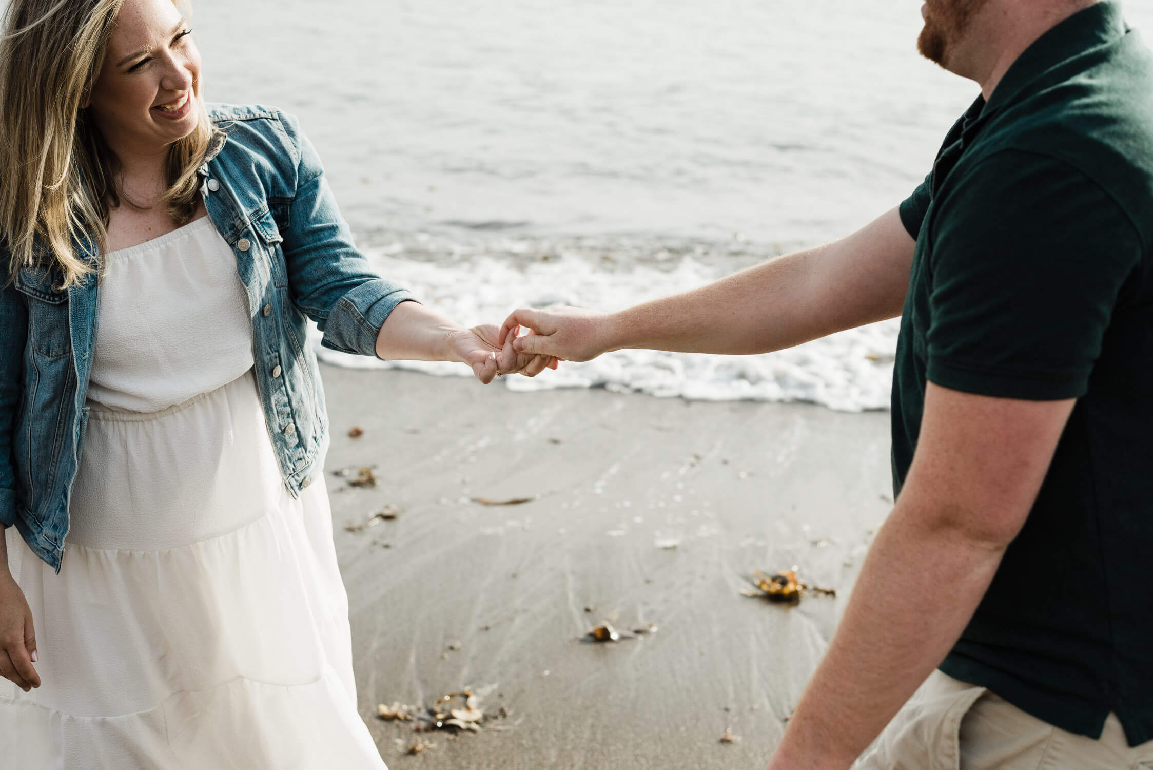 cliffside engagement session in Lawrencetown 