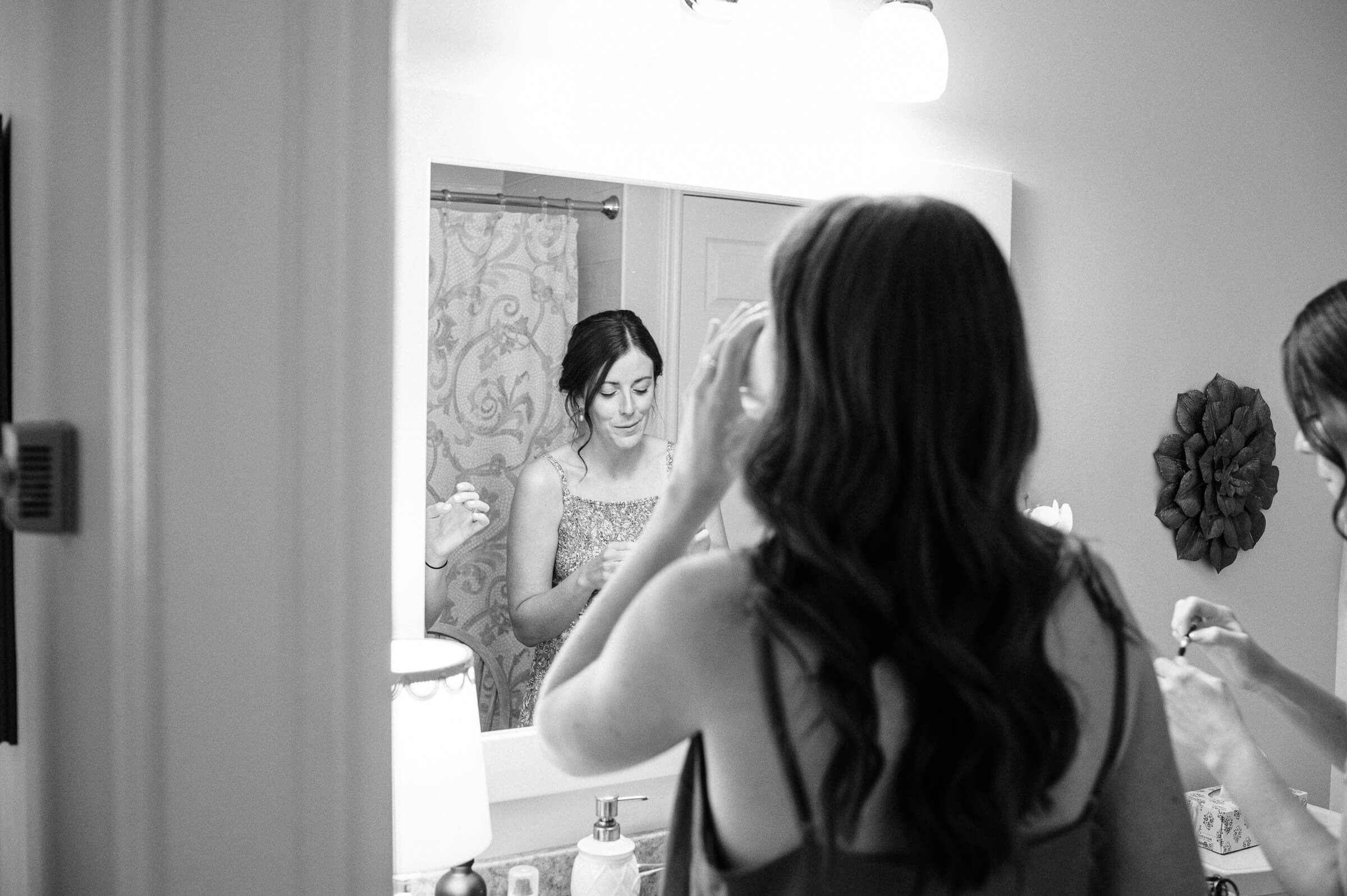bride gets ready for new glasgow wedding